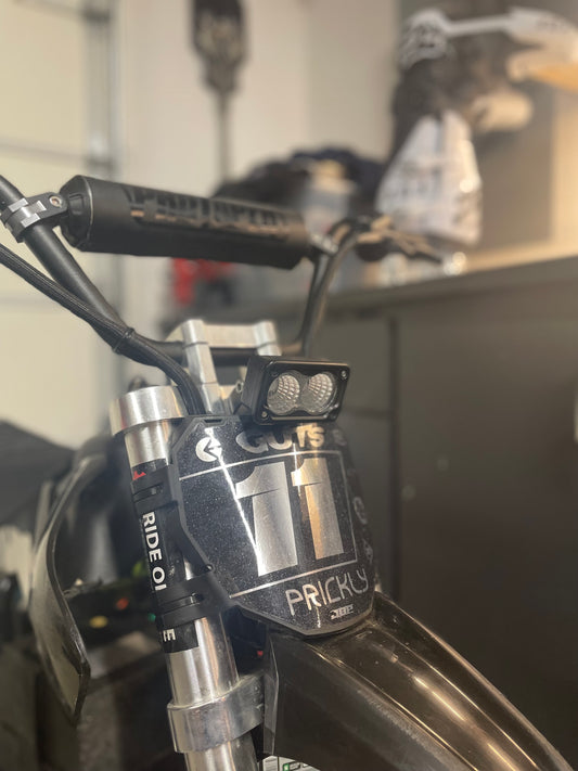 Battery Powered Baja Light V1 (Exclusive)