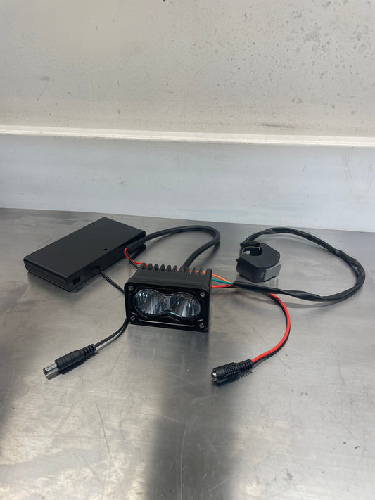 Battery Powered Baja Light V1 (Exclusive)